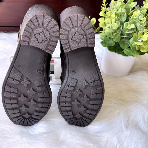 Nicole Reiny Dark Dune Leather Ankle Bootie with Block Heel Size 7.5 - Picture 10 of 12